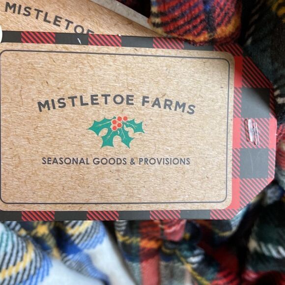 Mistletoe Farms Plush Flannel Family
Robes. Size: XS - Picture 5 of 5
